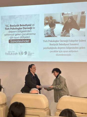 Türk Psikologlar Derneği’Nden Bozüyük Belediyesi’Ne Teşekkür Plaketi

