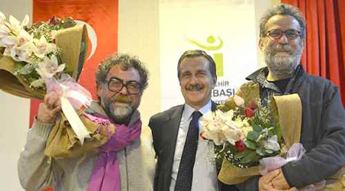 Türk siyasetinde mizaha ihtiyacımız var