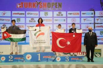 Turkısh Open Taekwondo Turnuvasına Damga Vurdu
