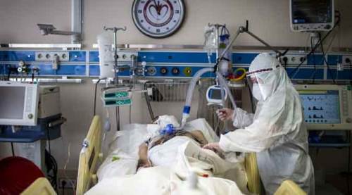 Türkiye'de son 24 saatte 8 bin yeni vaka!