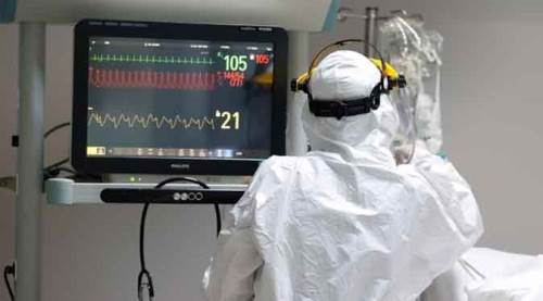 Türkiye'de vaka ve ölüm sayıları düşmeye devam ediyor...