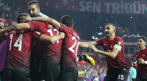 Türkiye-İzlanda maçı ne zaman hangi kanalda saat kaçta? Şifresiz mi?