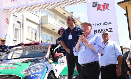 Türkiye Ralli Şampiyonası'nda gözler Eskişehir'de: Kazım Kurt yarışı başlattı!