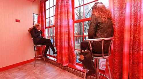 Tutuklu FETÖ'cülere pembe oda yasağı