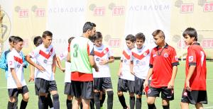 U-14'ler hazırlık maçı yaptı