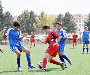 U-15 Liginde derbi heyecanı 