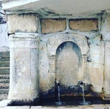 Üç Dönemin İzlerini Üzerinde Taşıyan Tarihi Çeşme İlgi Görüyor
