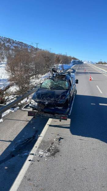 Uçuruma Düşen Otomobil Sürücüsü Hayatını Kaybetti
