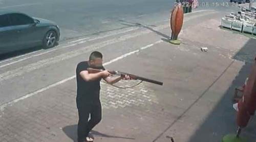 Ucuz ekmek satan fırını kurşunladı!