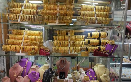 Ucuz ve güzel olmasına kanmayın! Cildiniz için tehlikeli...