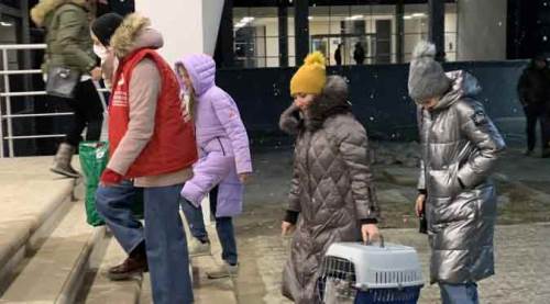 Ukrayna'dan tahliye edildiler, Eskişehir'e getirildiler!