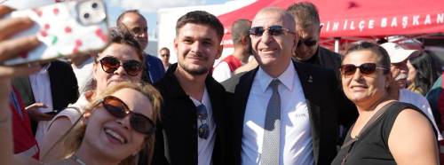Ümit Özdağ Eskişehir’de esnaf ve vatandaşlarla buluştu