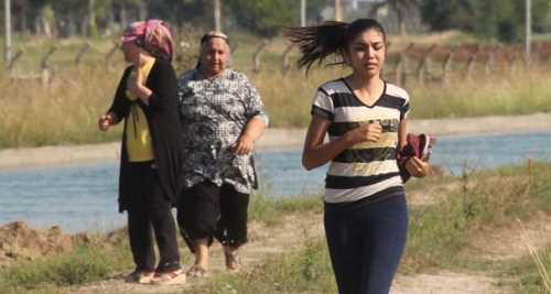 UMUTLA KARDEŞİNE KOŞTU AMA!..