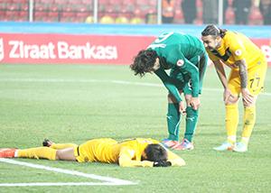 Umutlar Sivas maçına kaldı