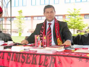 ÜniESESten çağrı