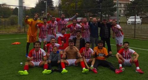 Üniversite Evleri çıkışa geçti