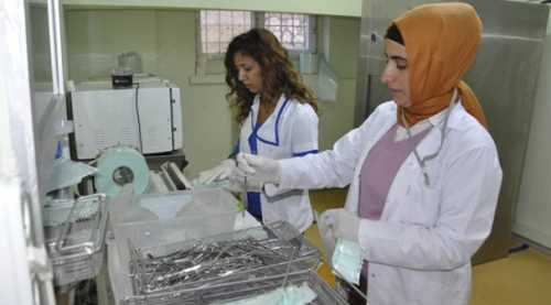 ÜNİVERSİTE HASTANELERİ BAKANLIKLA BİRLEŞİYOR