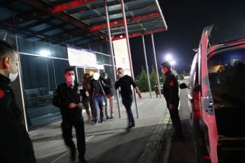 Üniversite Hastanesi Binası Çatısından İntihar Girişimi Skandalı
