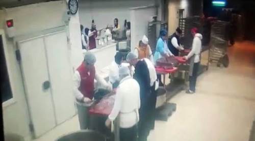 Üniversite öğrenci kolunu kıyma makinesine kaptırdı