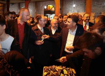 Üniversite Öğrencilerinden Herkesi Bir Araya Getiren Program
