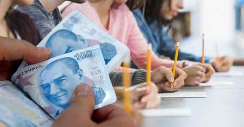 Üniversite öğrencilerine burs müjdesi: Başvurular başladı!