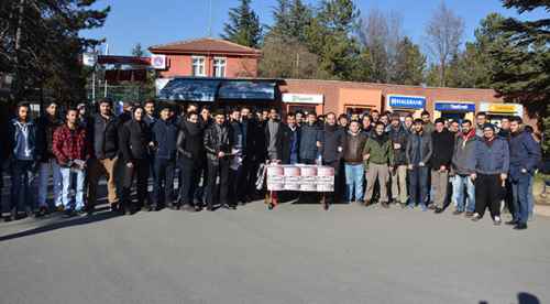 Üniversitelilerden Halep’e yardım kampanyası