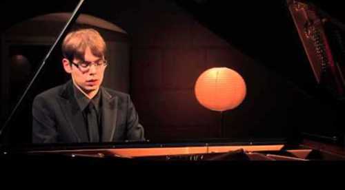 Ünlü piyanist resitale geliyor