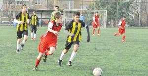 Ünügür final istiyor