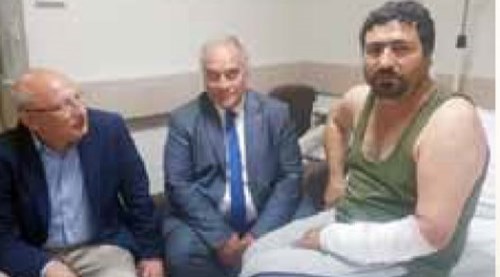 Utku Çakırözer hastane ziyaretinde