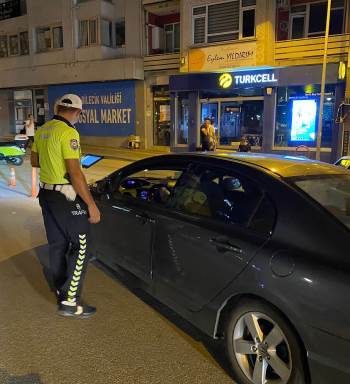 Uygulanan Trafik Denetimlerinde 78 Araç Sürücüsüne 98 Bin 735 Tl Ceza
