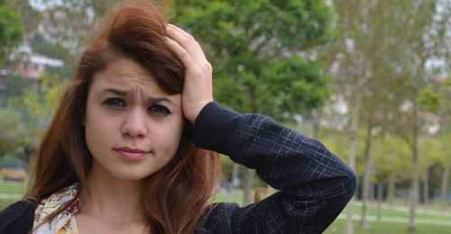 UYURGEZER KIZ BALKONDAN DÜŞÜP ÖLDÜ