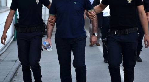 Uyuşturucu madde kullanmaktan gözaltına alındı