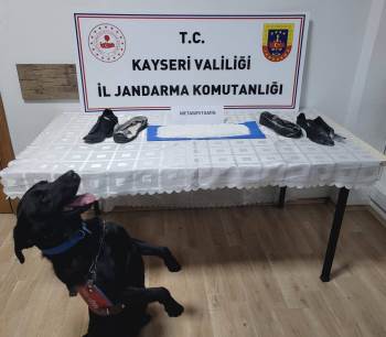 Uyuşturucu Maddeyi Ayakkabısında Gizleyen Şüpheli Yakalandı