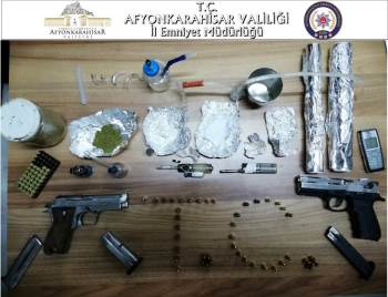 Uyuşturucu Operasyonunda Tanımlanamayan Madde Ele Geçirildi
