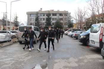 Uyuşturucu Operasyonunda Yakalanan 4 Kişi Tutuklandı
