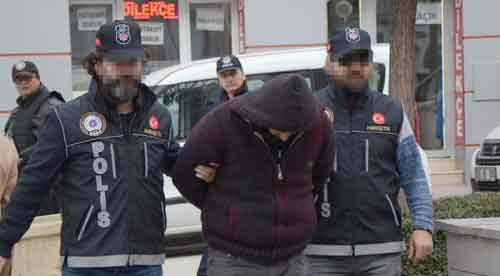 Uyuşturucu satıcısı 4 kişi yakalandı