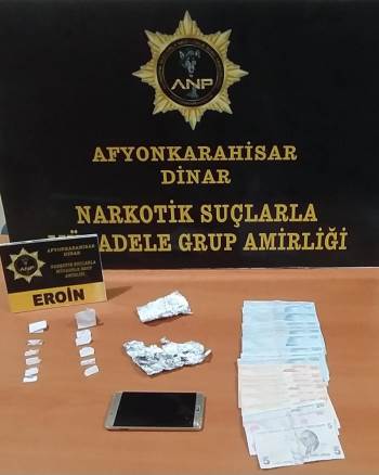 Üzerinde Eroinle Yakalandı
