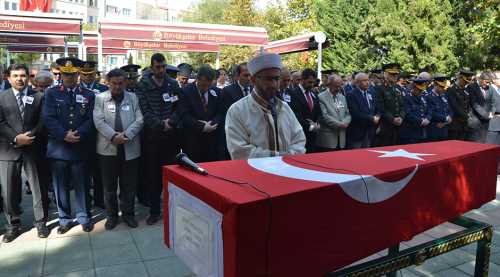 Uzman çavuş Murat Özer toprağa verildi