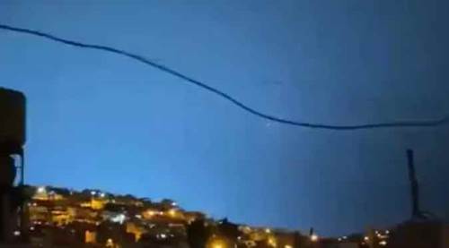 Uzmanı, deprem sırasında görülen ışığın nedenini açıkladı