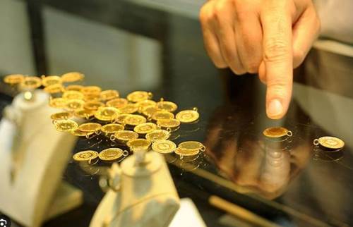 Uzmanlar uyarmıştı: Altında düşüş sürüyor...