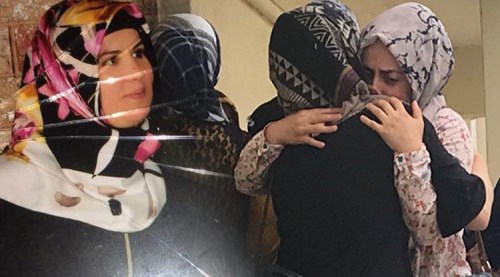 VAHŞET! Genç kadını boğarak öldürdü