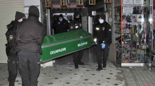 Vahşette yürek parçalayan detay: Birlikte gömülecekler...