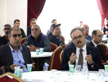 Vali, Şehitler İçin Düzenlenen Mevlid-İ Şerife Katıldı
