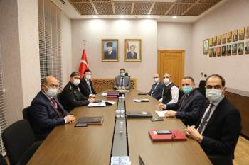 Vali Ali Çelik: "Tam Kadro Sahada Olacağız"
