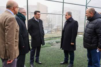 Vali Amcaları Çocukların İsteklerini Cevapsız Bırakmadı
