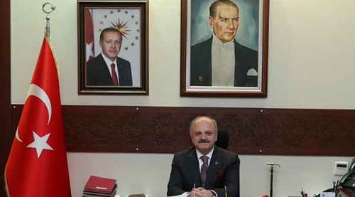 Vali Çakacak’ın Yeni Yıl Kutlama Mesajı 