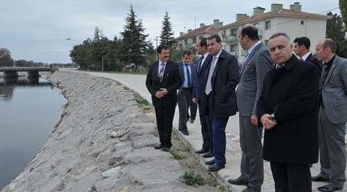 Vali Çelik'in ilçe ziyaretleri sürüyor