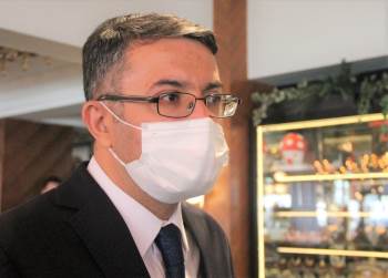 Vali Çelik’Ten ’Kurallara Mutlaka Uyalım’ Çağrısı
