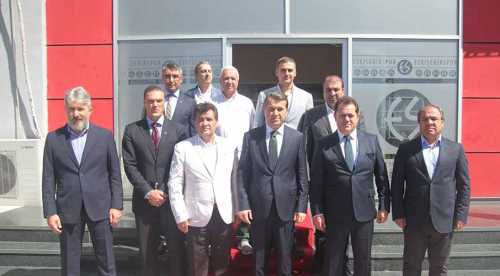 Vali Çelik'ten Eskişehirspor'a ziyaret