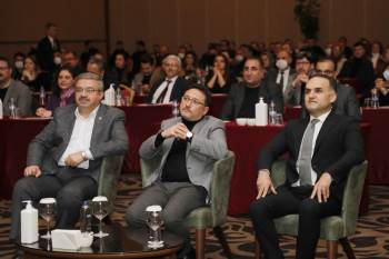 Vali Çiçek: “Birlik Ve Beraberlik Afyonkarahisar’I Başka Bir Yere Taşıyor”
